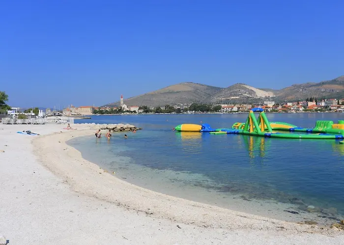 By The Sea - 13918 公寓 *